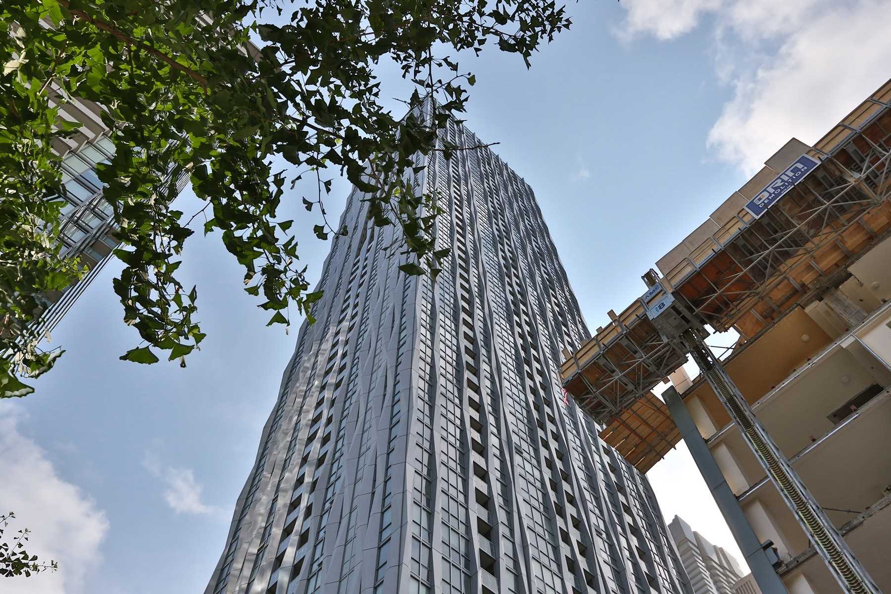 1 Yorkville Ave, #4101