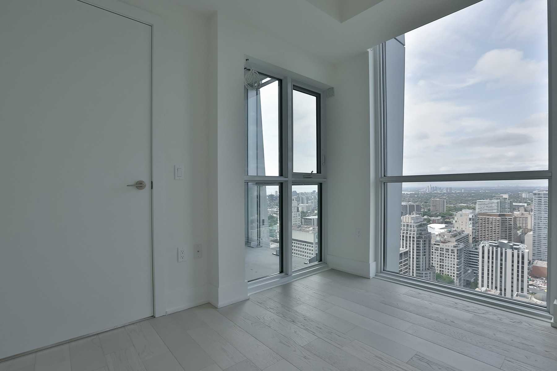 1 Yorkville Ave, #4101