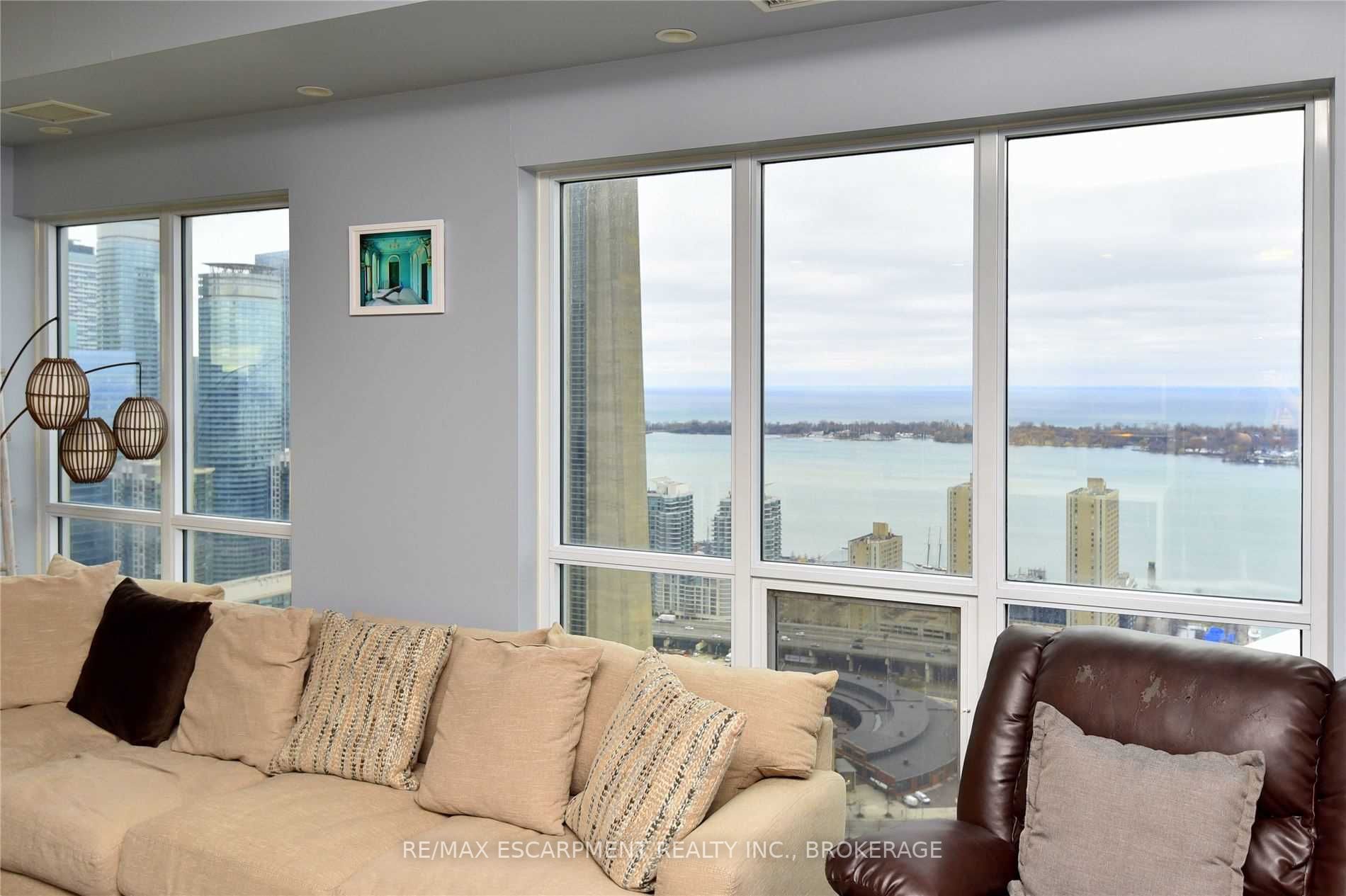 Listing C5911661 - Large Photo # 5