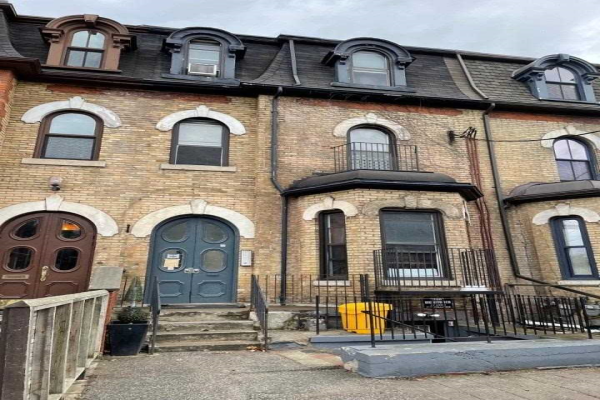 177 Carlton St, Toronto