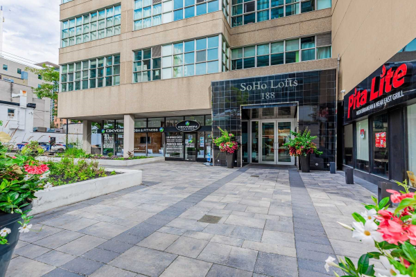 188 Eglinton Ave E, Toronto