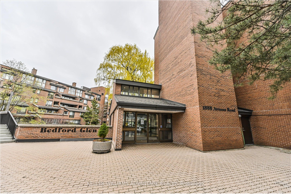 1555 Avenue Rd, Toronto