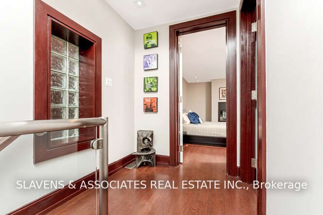 127 Orchard View Boulevard
