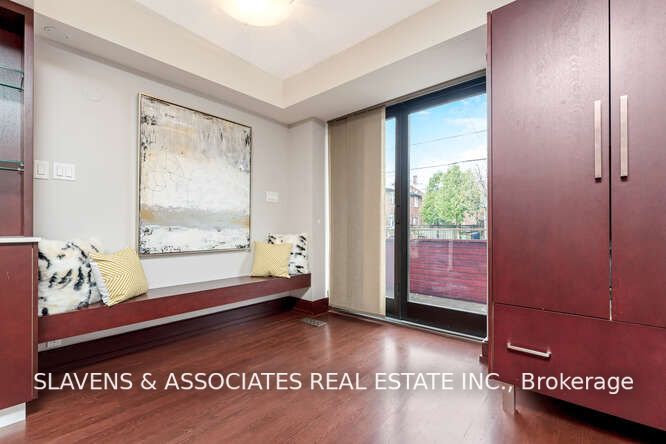 127 Orchard View Boulevard