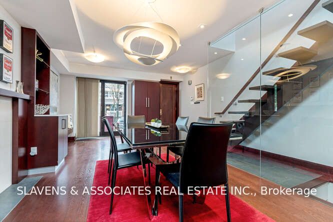 127 Orchard View Boulevard