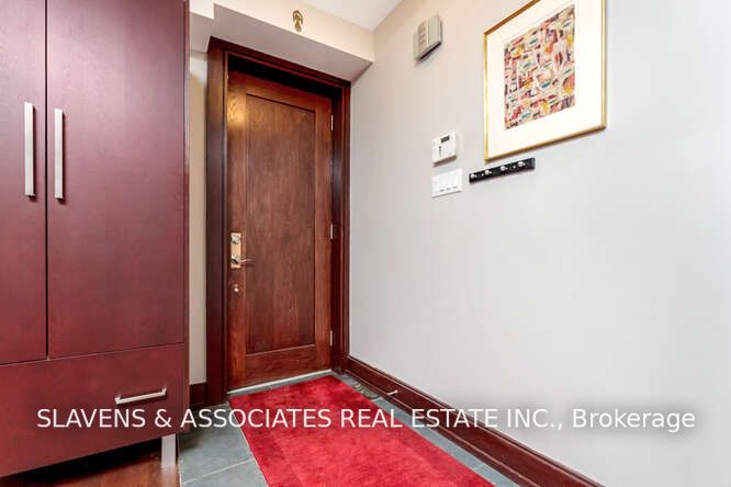 127 Orchard View Boulevard
