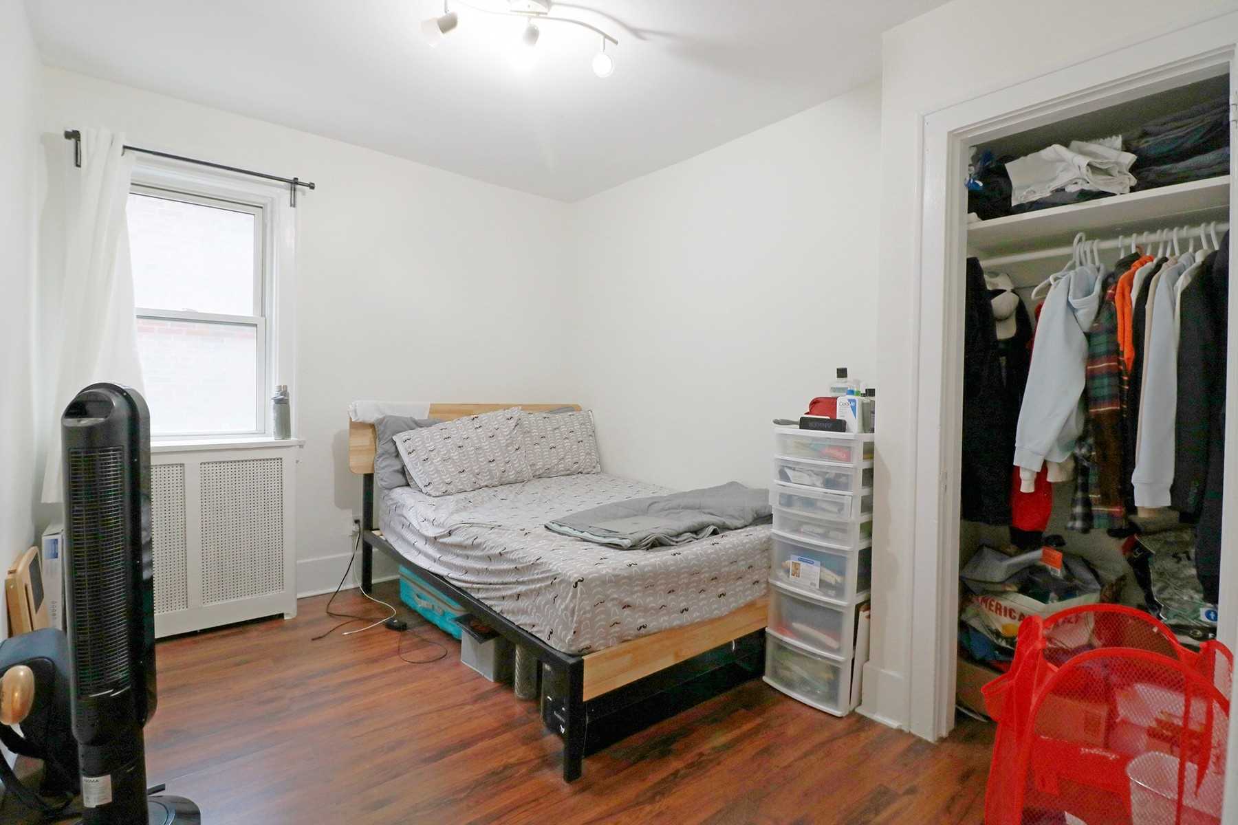 6 Poplar Plains Crescent, #Main