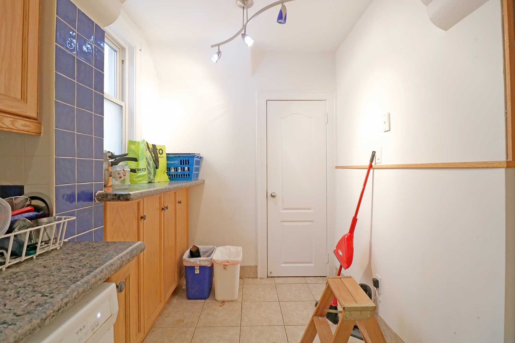 6 Poplar Plains Crescent, #Main