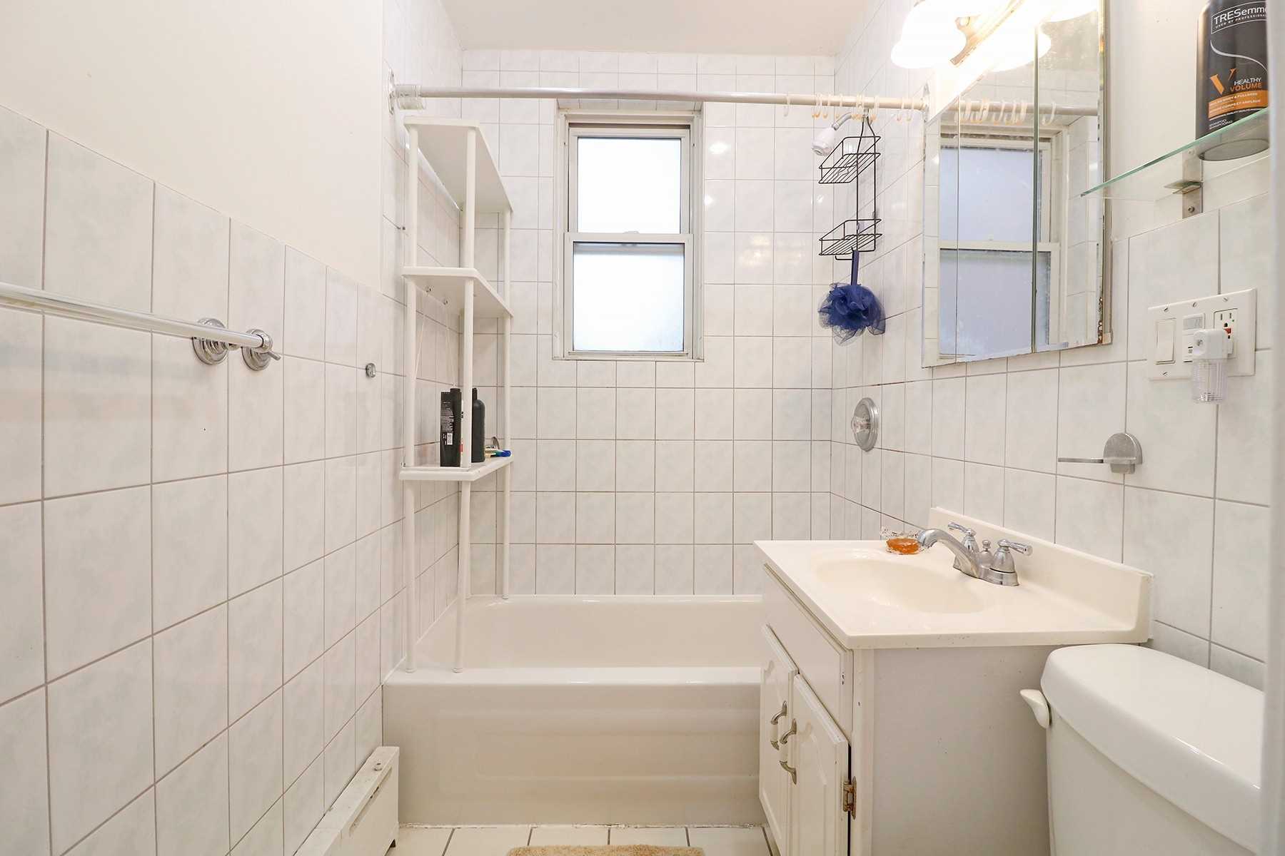 6 Poplar Plains Crescent, #Main