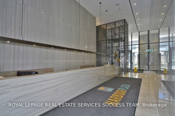 88 Harbour St, Toronto