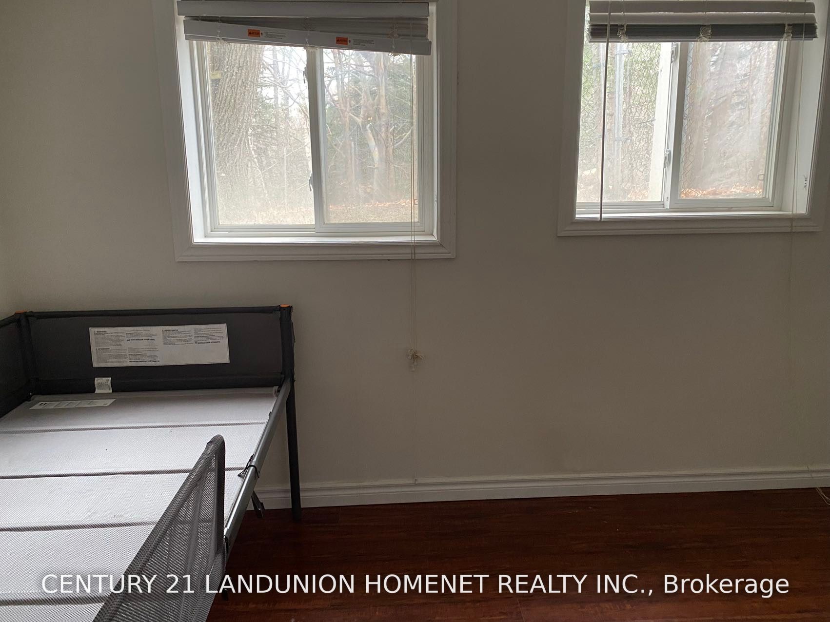 23 Roycrest Ave