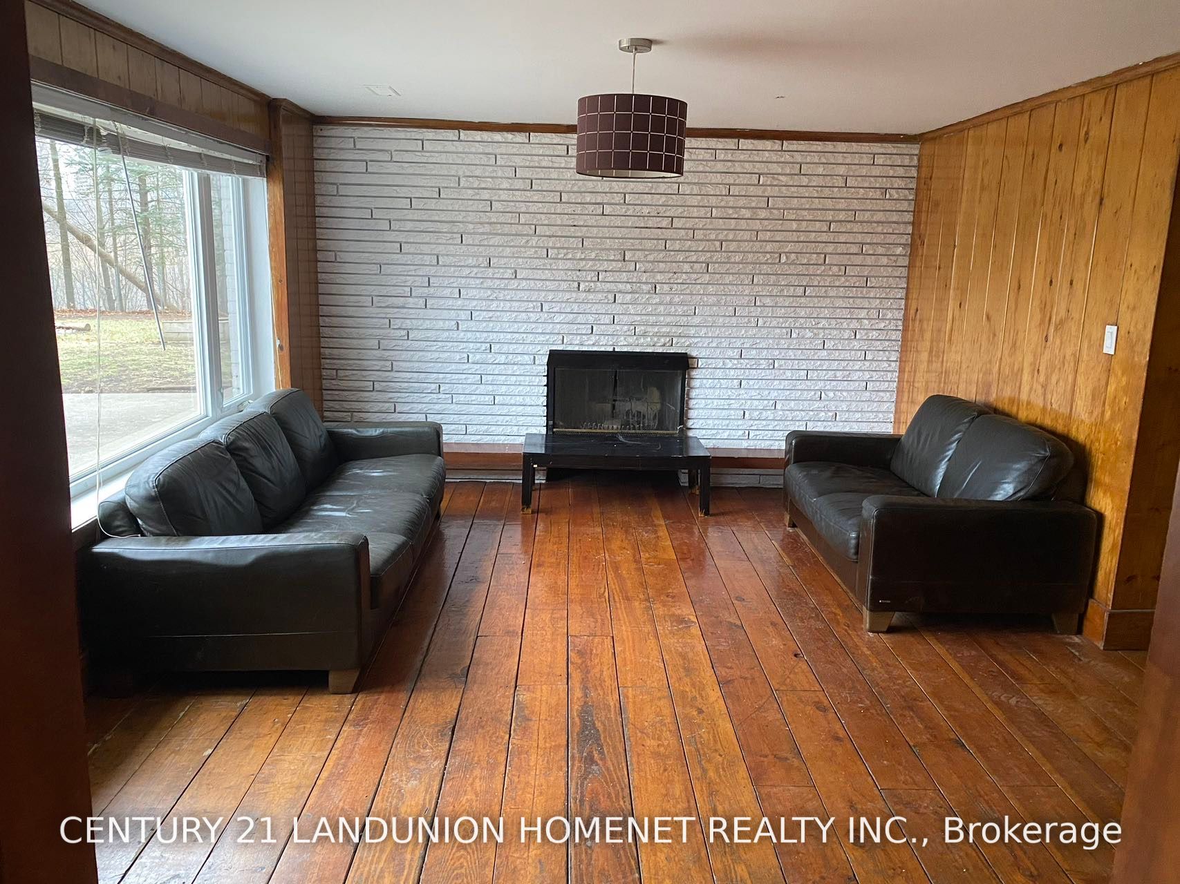 23 Roycrest Ave