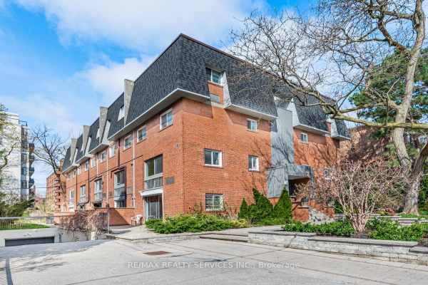 28 Admiral Rd, Toronto
