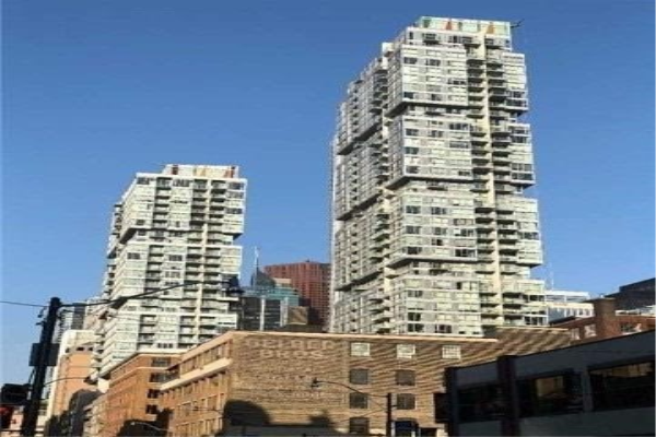 199 Richmond St W, Toronto