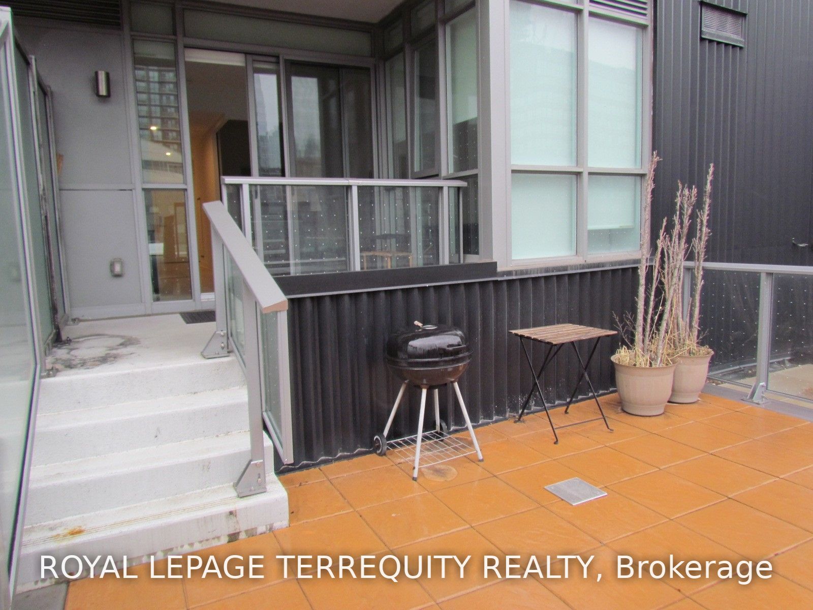 120 Parliament St, #421