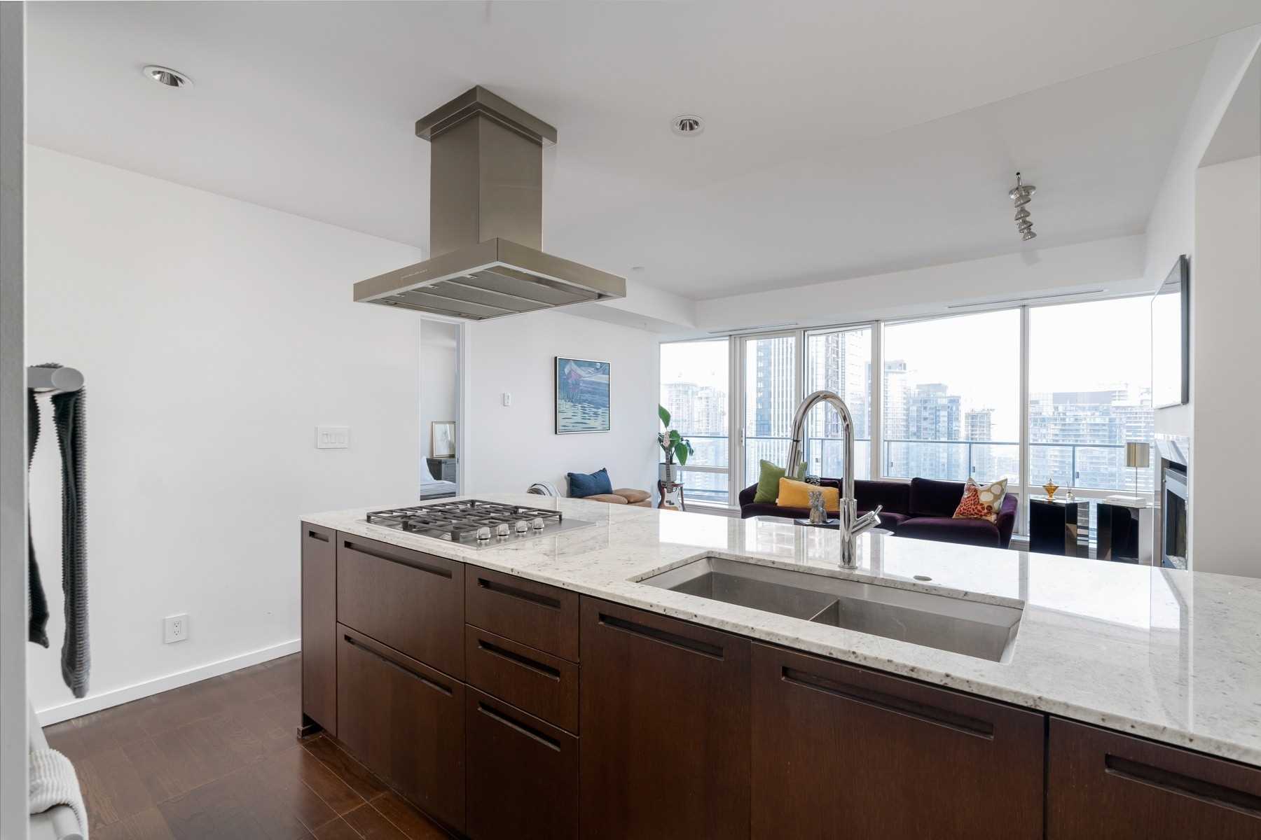 180 University Ave, #4103