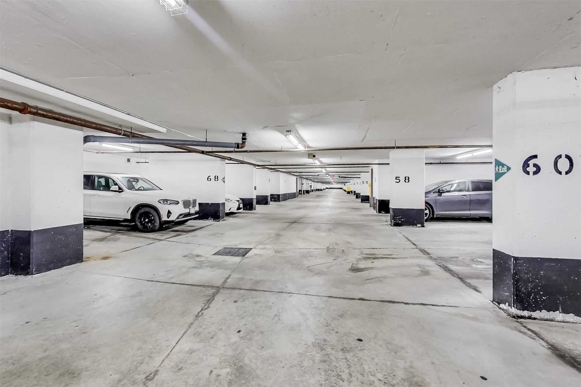 28 Harrison Garden Boulevard #906