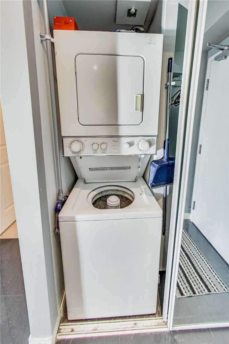 28 Harrison Garden Boulevard #906