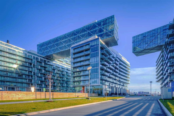 29 Queens Quay E, Toronto