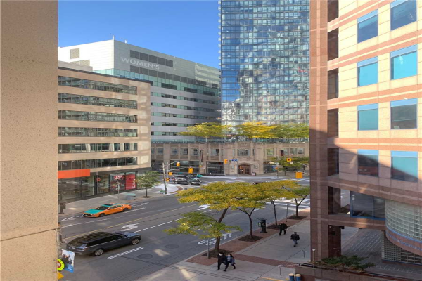 801 Bay St, Toronto