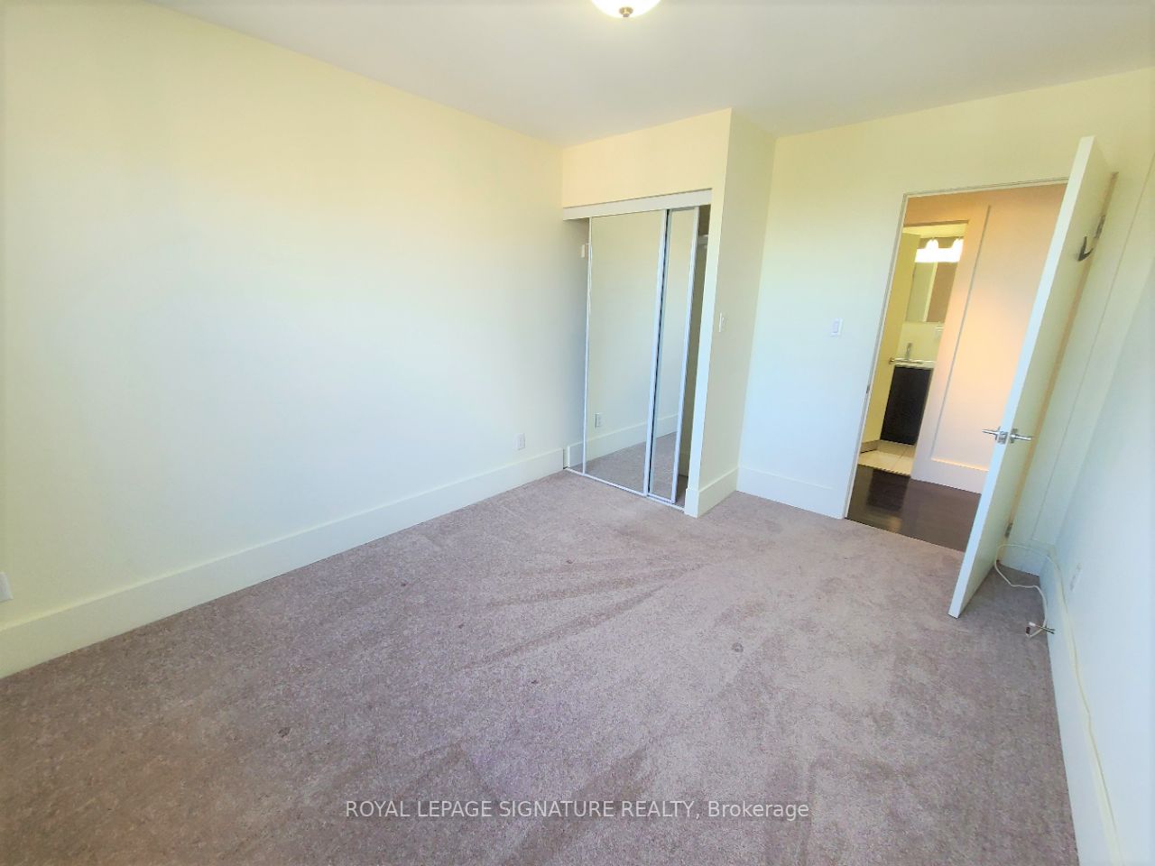2603 Bathurst St, #601