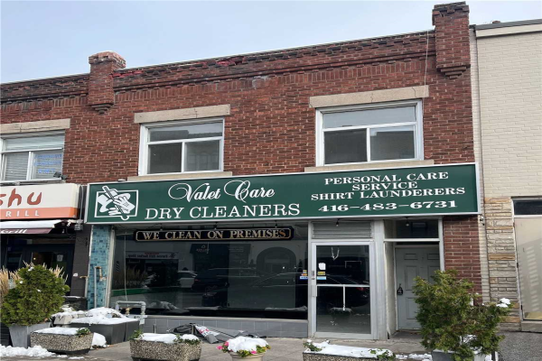 385 Spadina Rd, Toronto