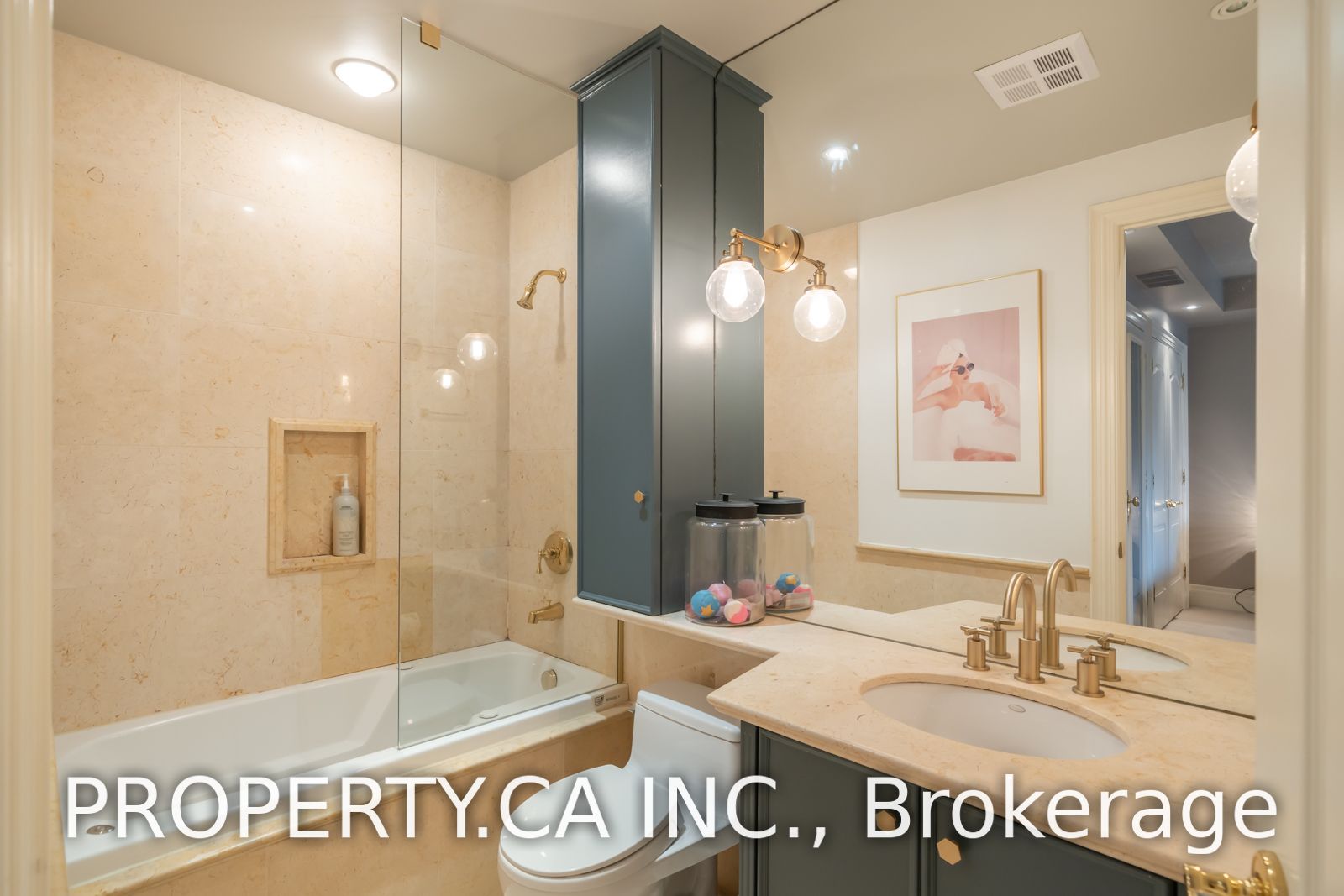 33 Delisle Ave, #201