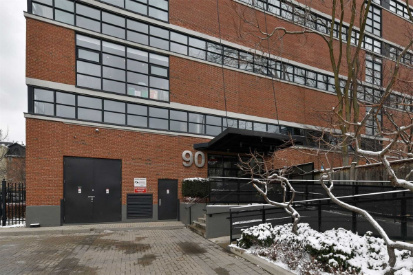 90 Sumach St, Toronto