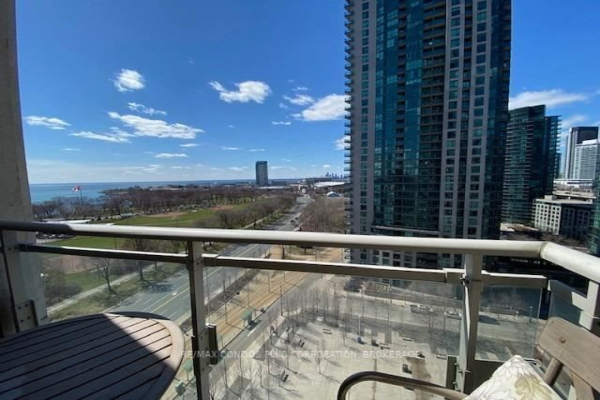 628 Fleet St, Toronto
