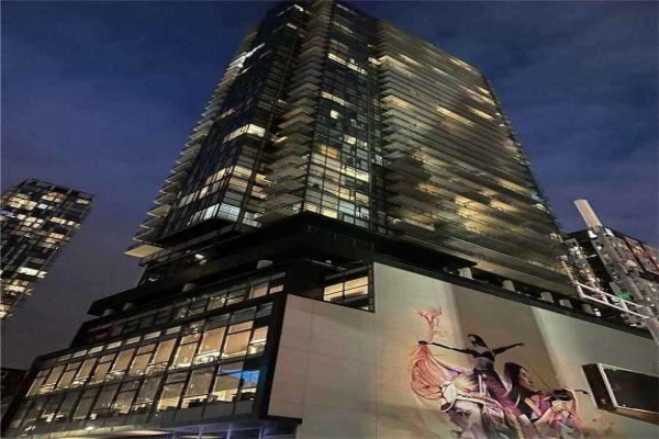 290 Adelaide St W, Toronto