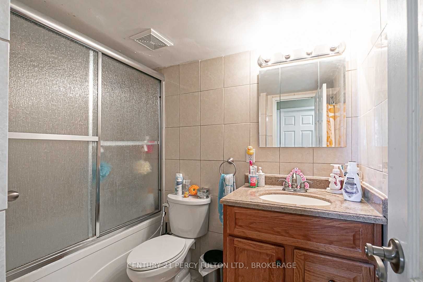 Listing C5921307 - Large Photo # 15