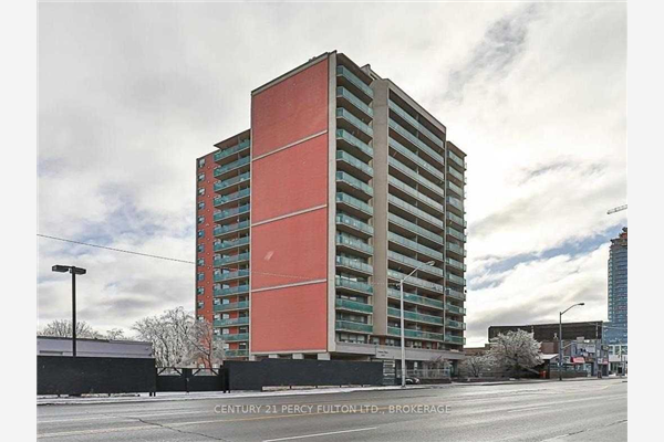 5949 Yonge St, Toronto