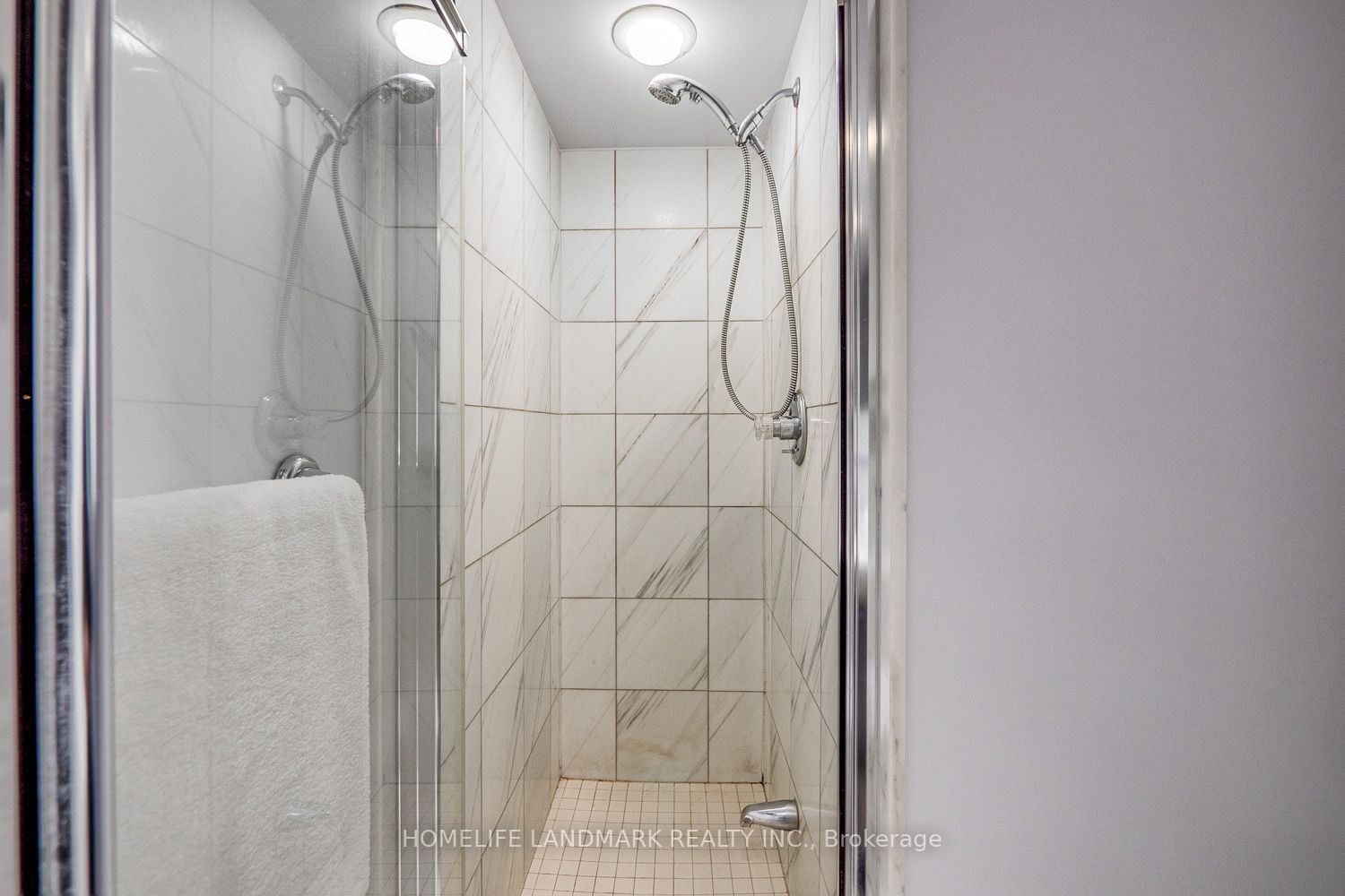 8 York St, #612