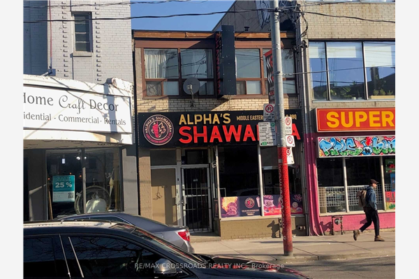 598 Queen St W, Toronto