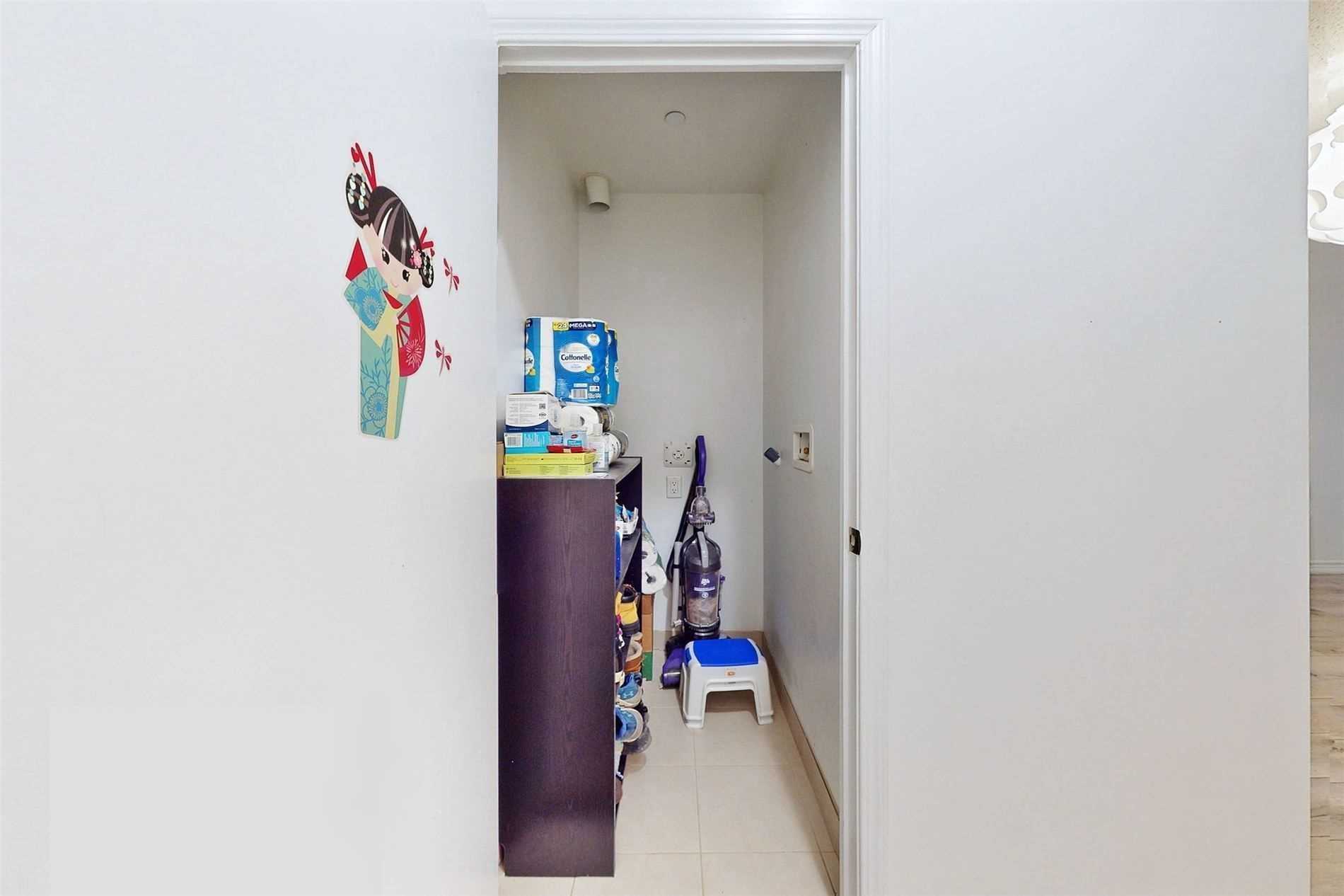 Listing C5923247 - Large Photo # 23