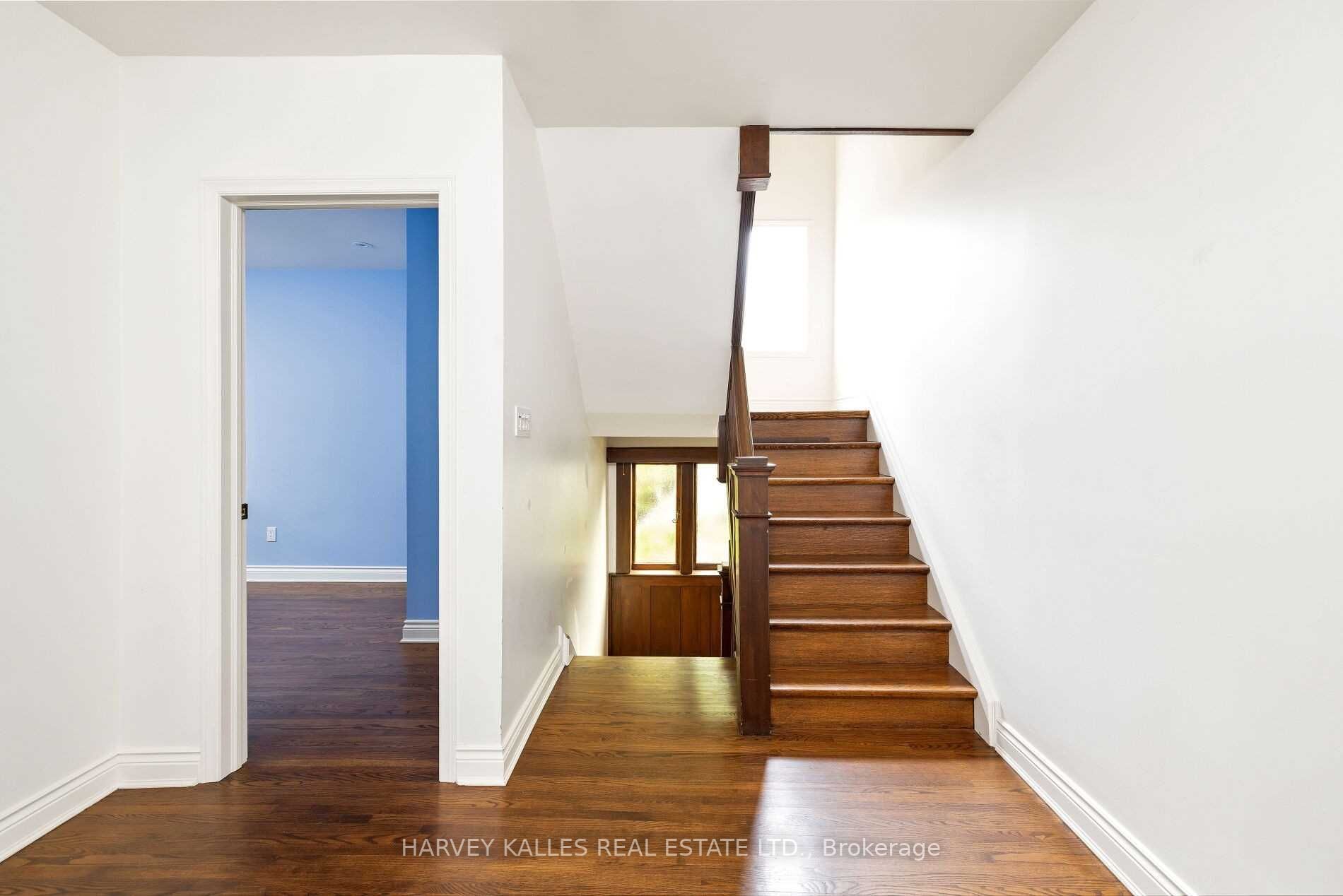219 Lonsdale Rd