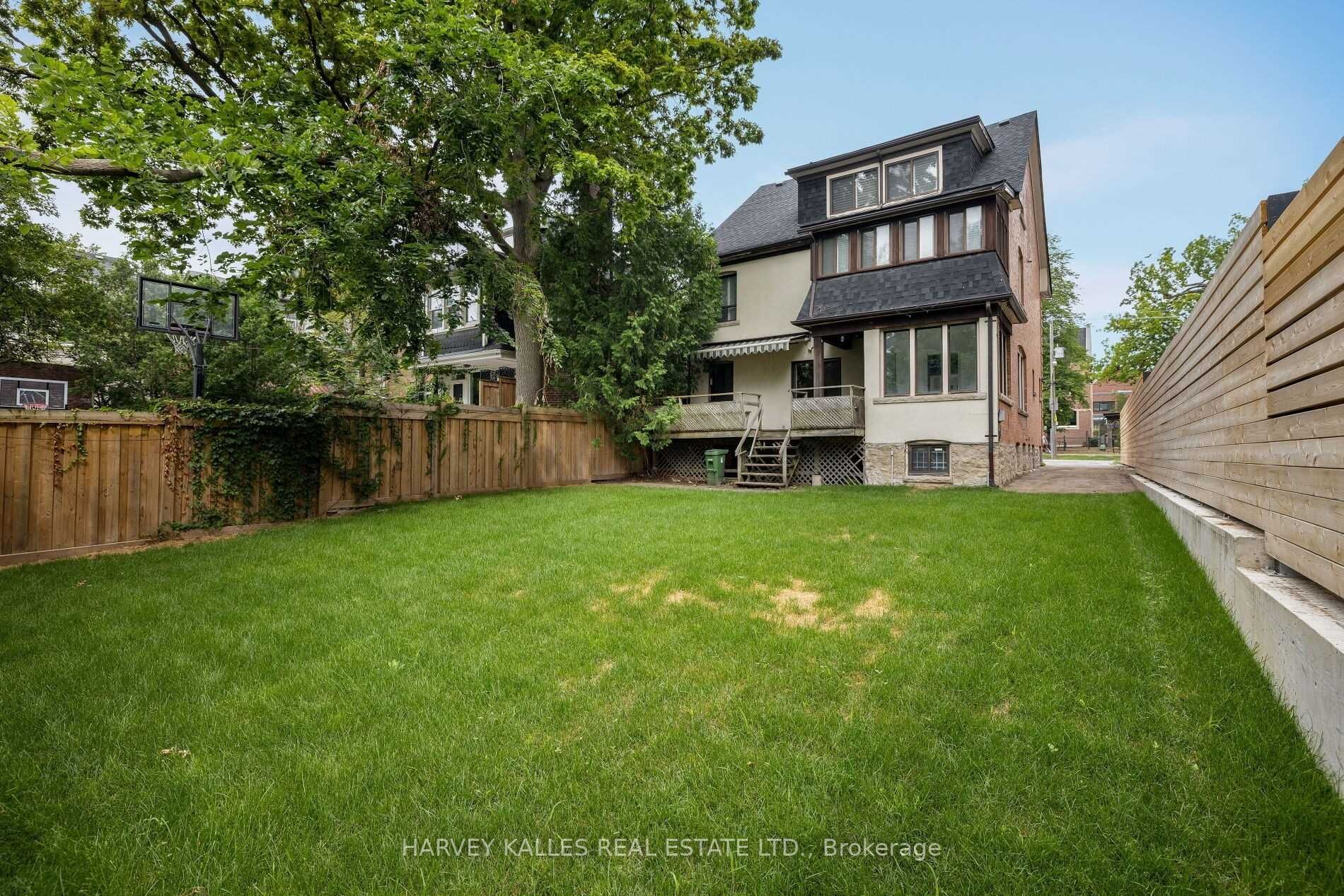 219 Lonsdale Rd