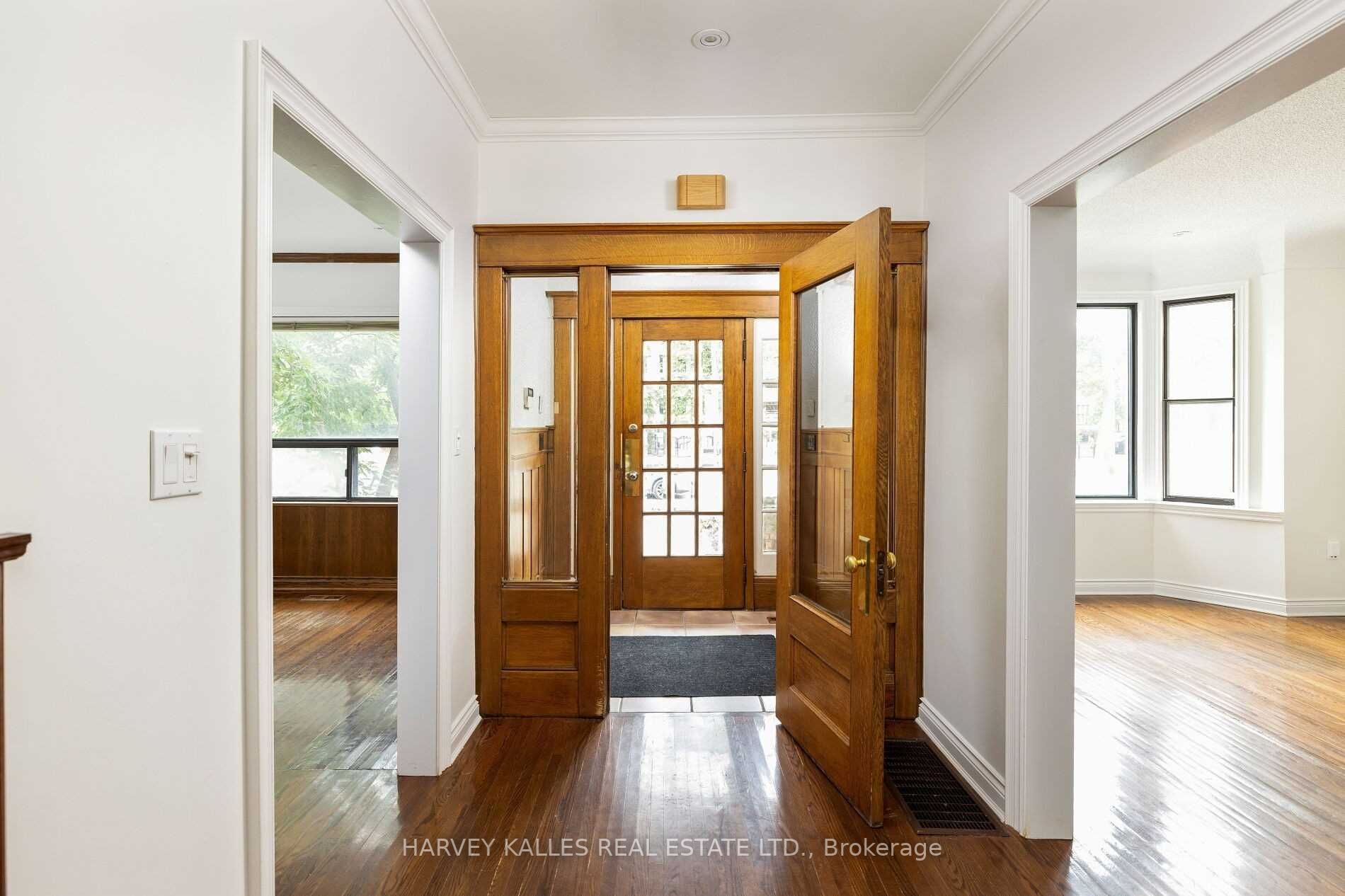 219 Lonsdale Rd