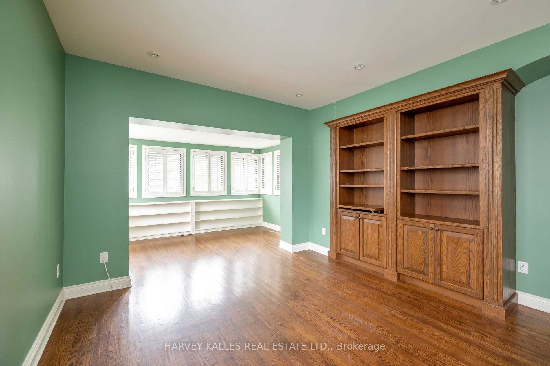 219 Lonsdale Rd