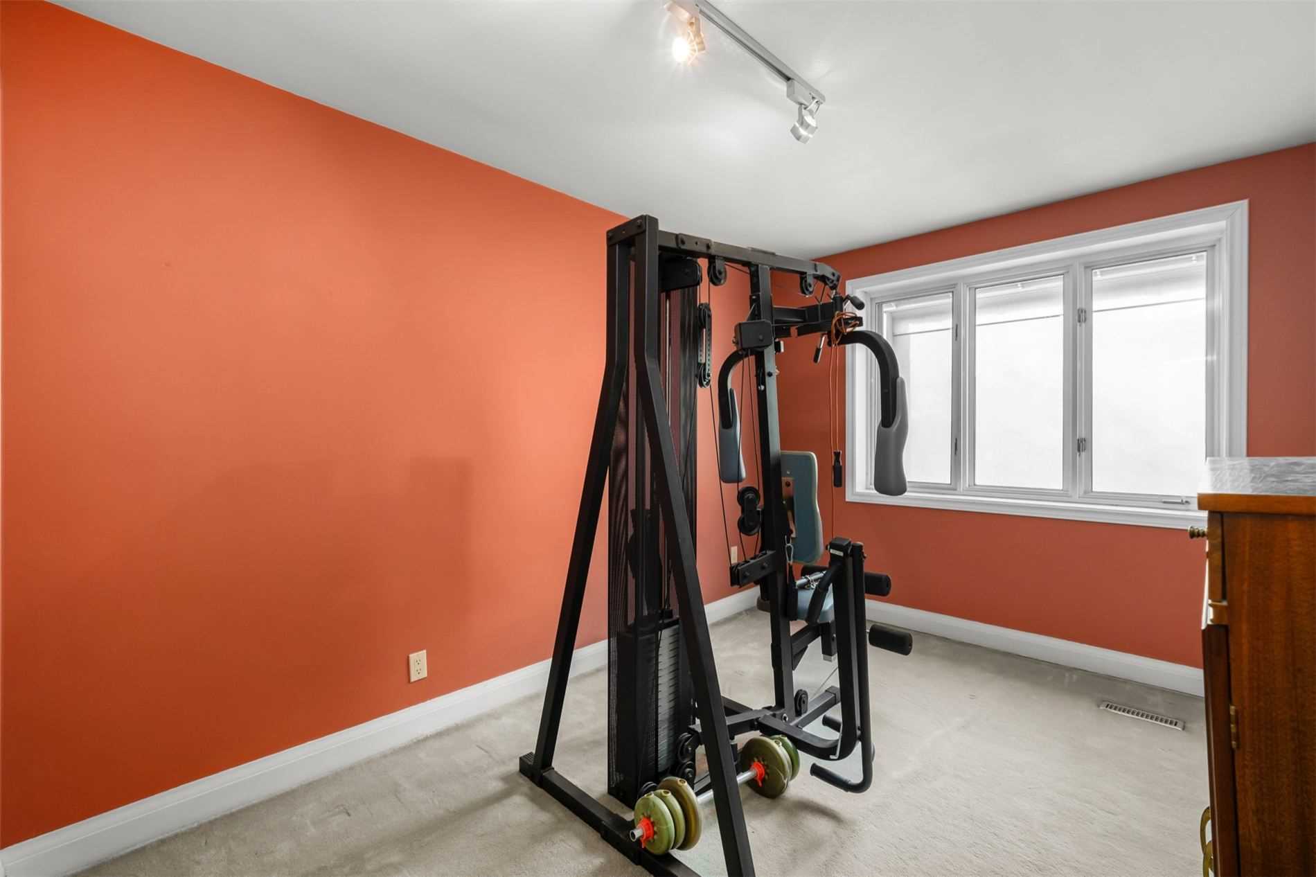 Listing C5924595 - Large Photo # 30