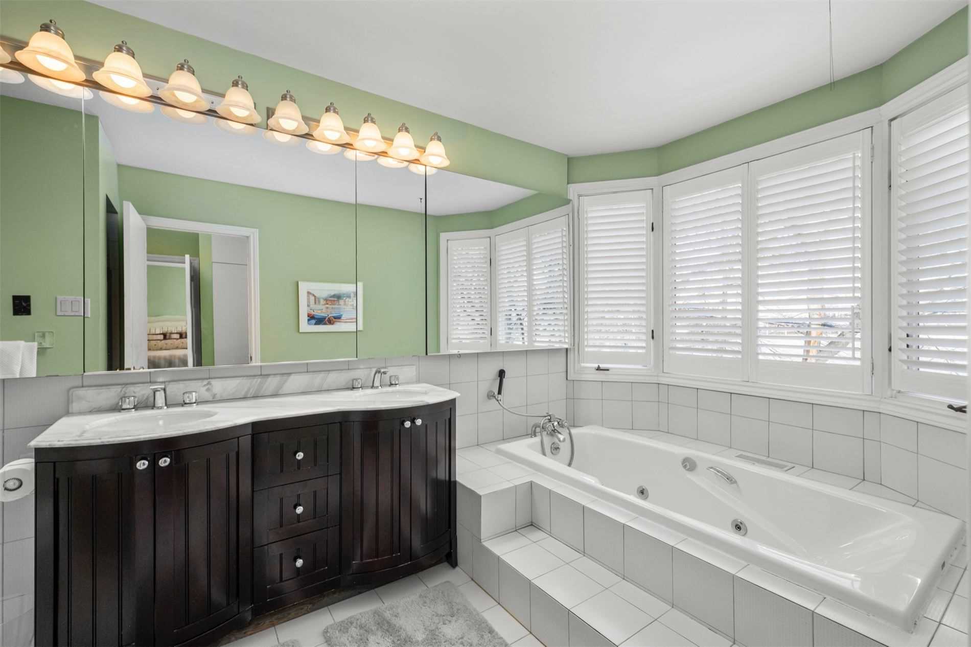 Listing C5924595 - Large Photo # 29
