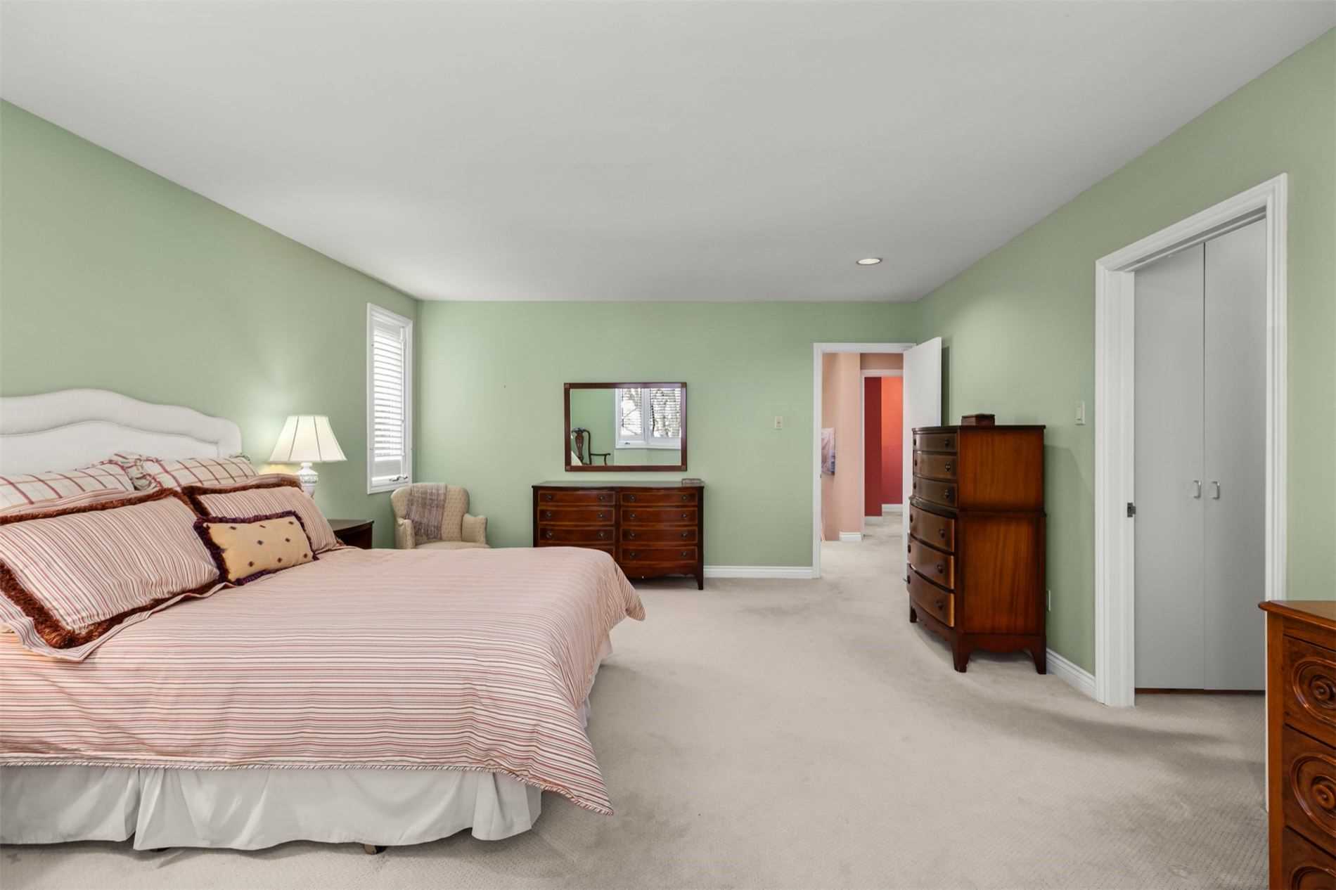 Listing C5924595 - Large Photo # 27