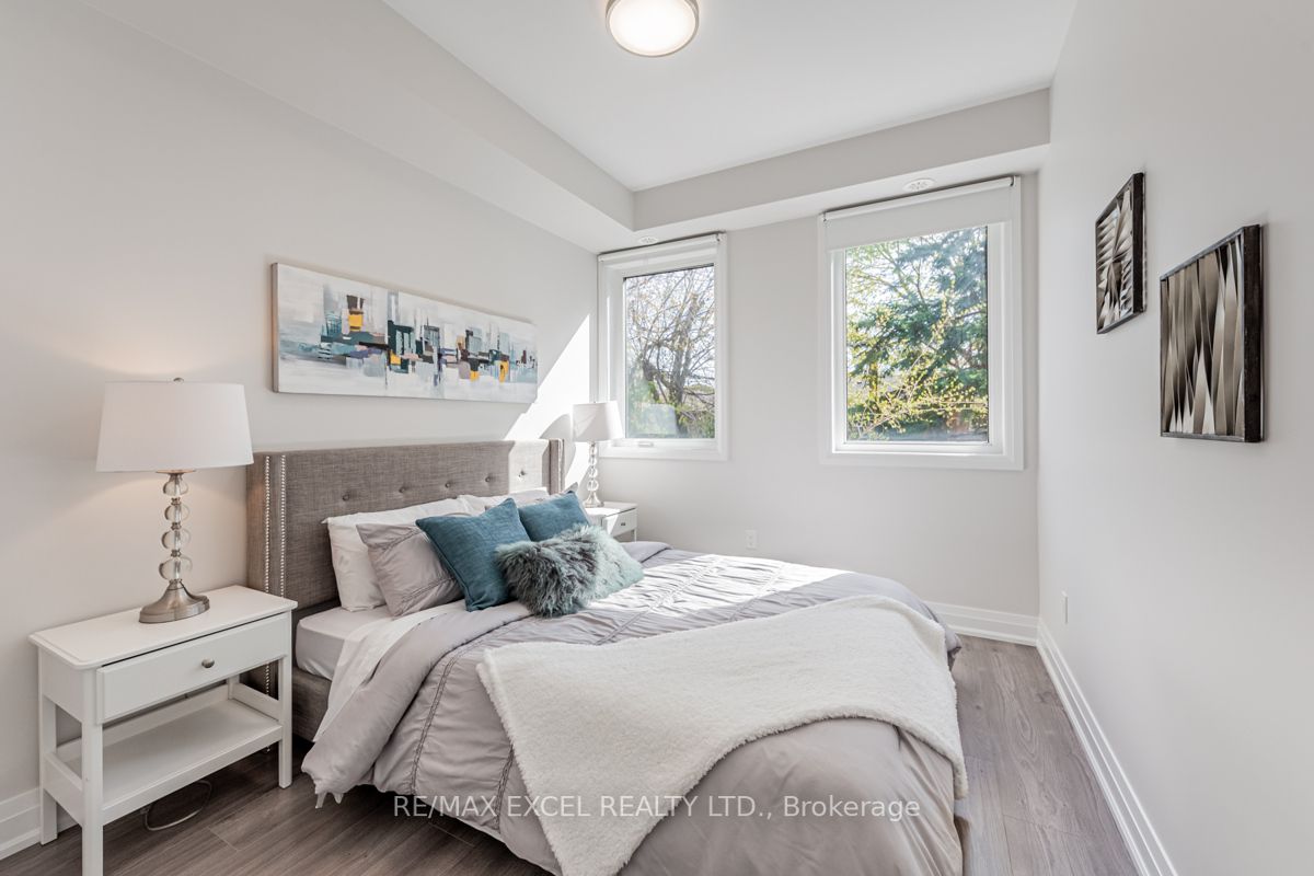 780 Sheppard Avenue E #18
