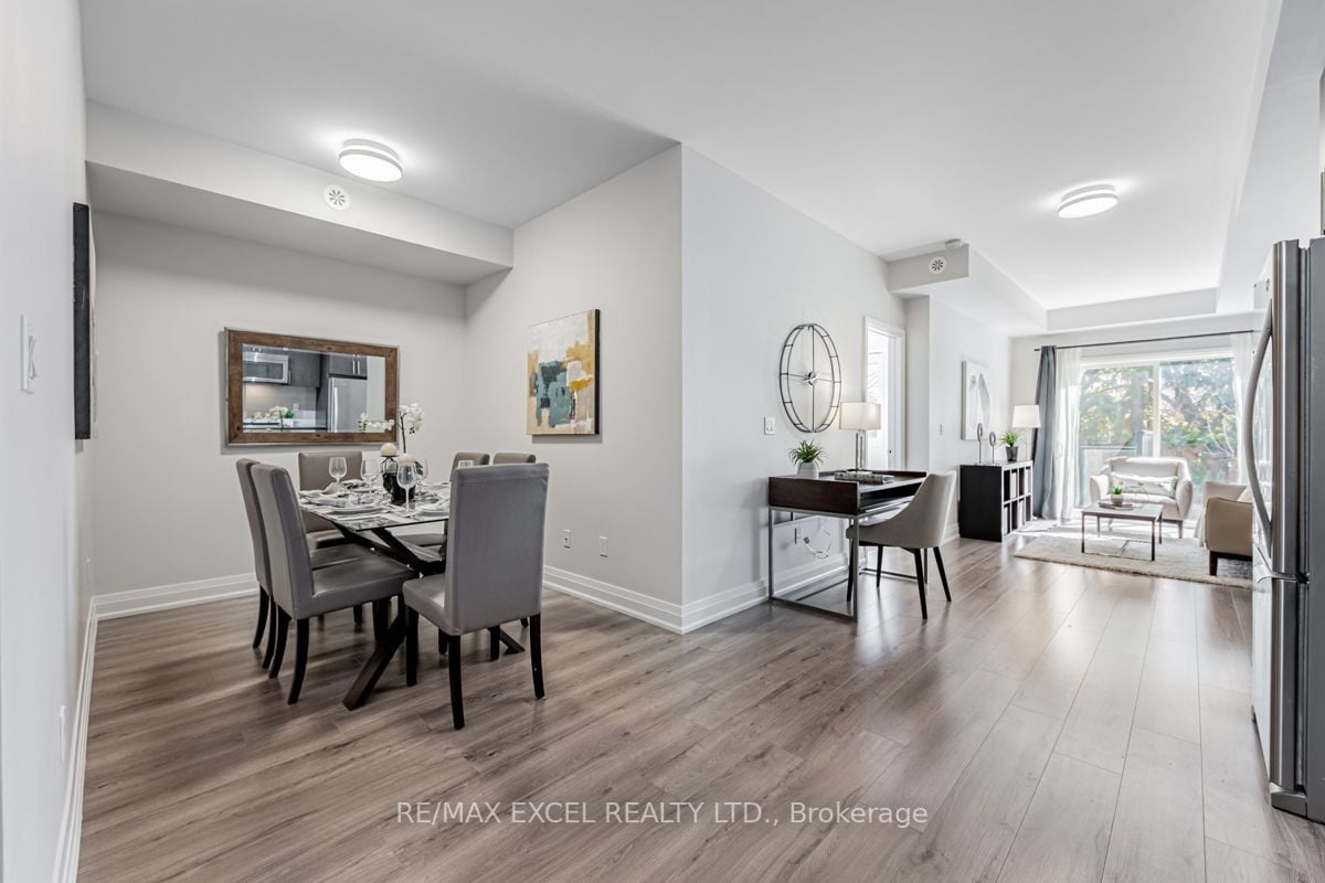 780 Sheppard Avenue E #18