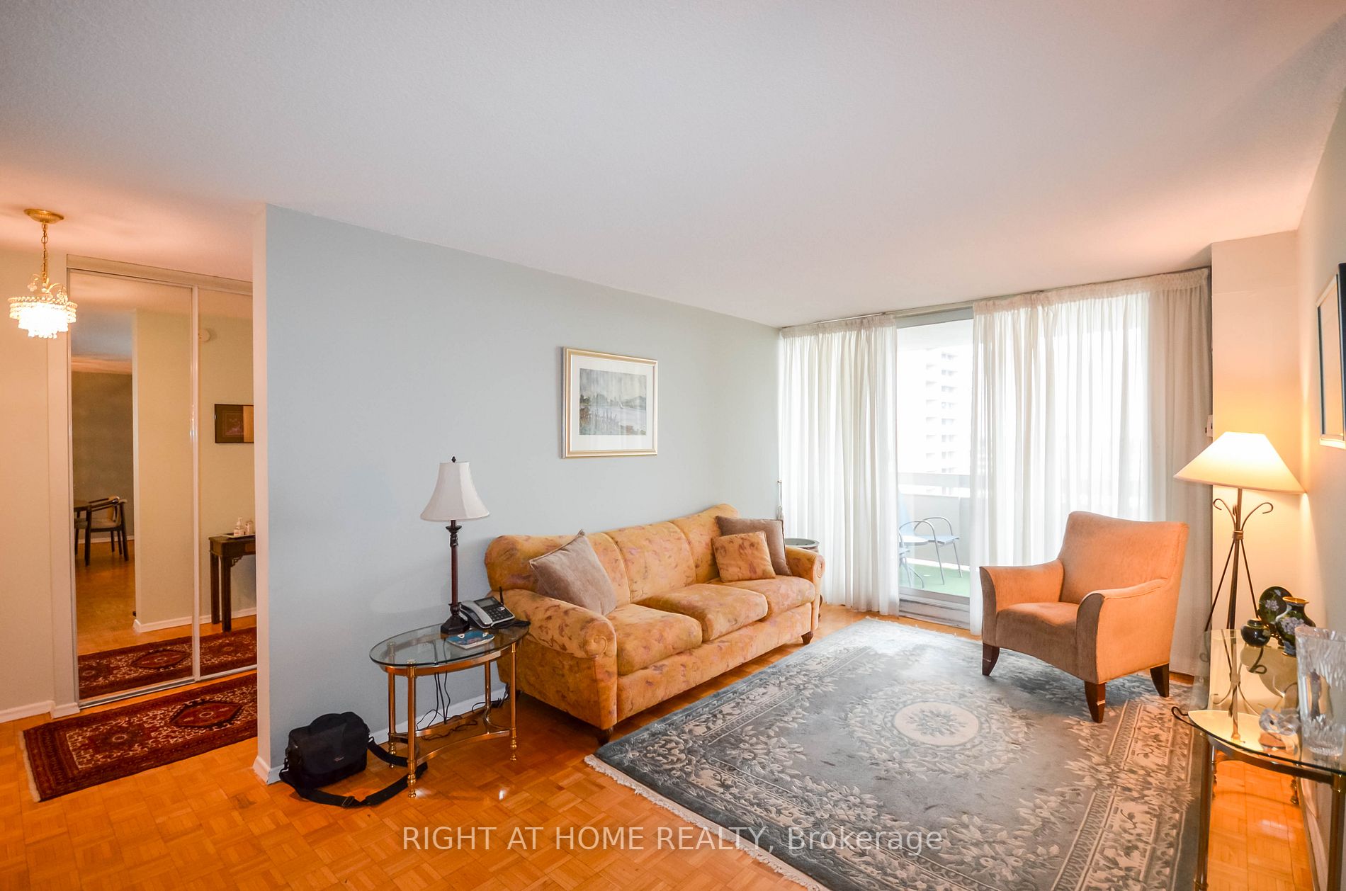 205 Hilda Avenue, #2107