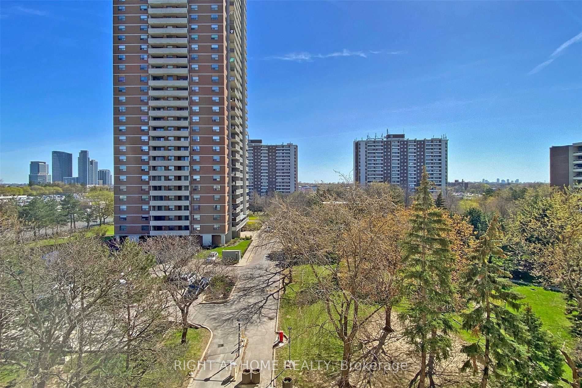 205 Hilda Avenue, #2107