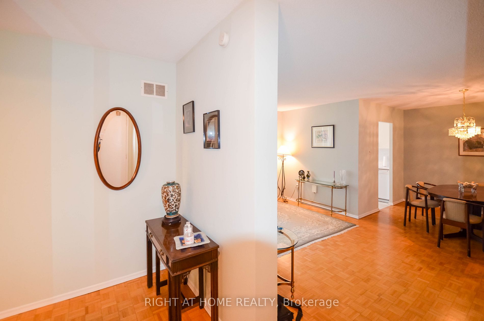 205 Hilda Avenue, #2107