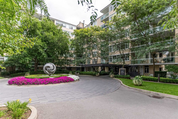 1 Benvenuto Pl, Toronto