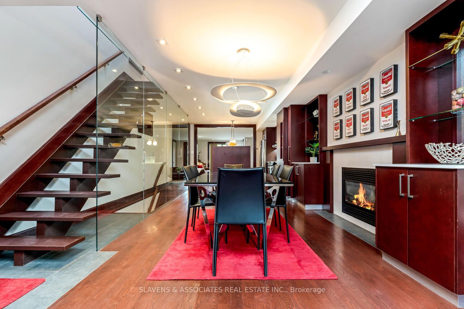 127 Orchard View Boulevard