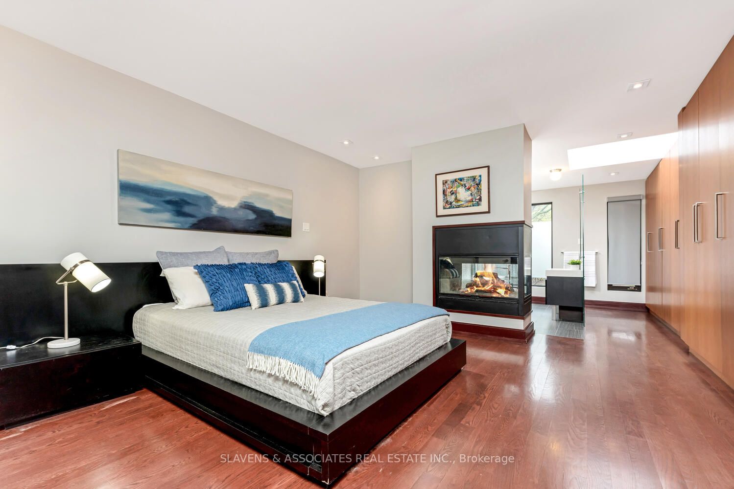 127 Orchard View Boulevard